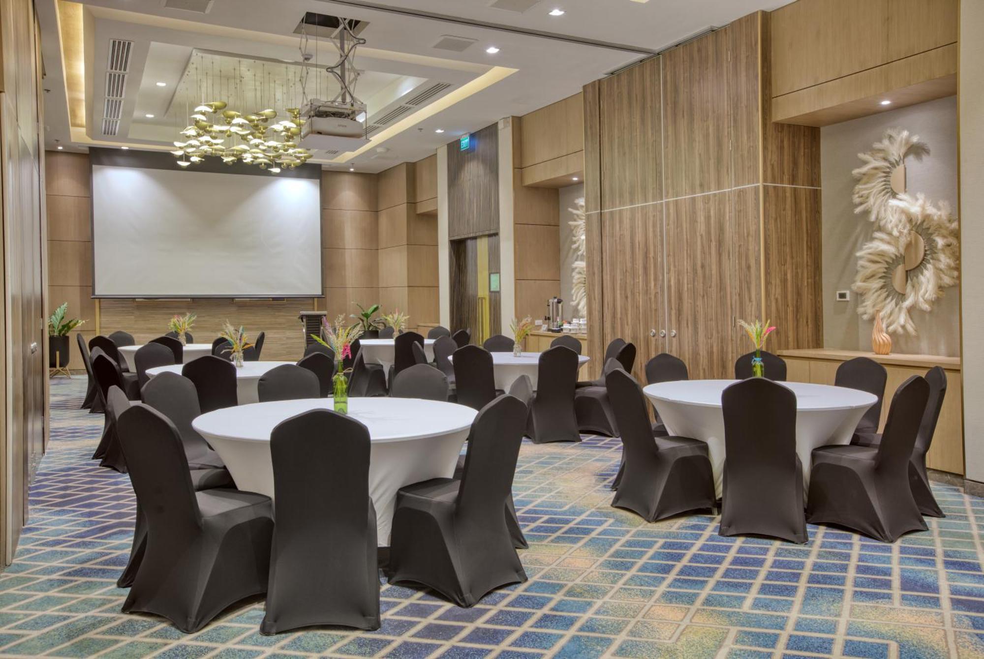 Belmont Hotel Mactan Lapu-Lapu City Eksteriør billede