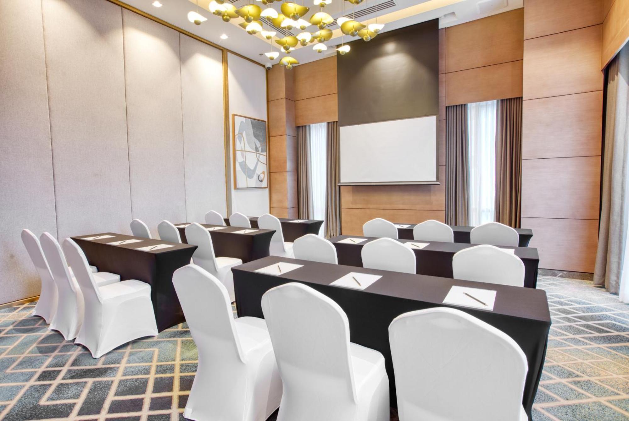 Belmont Hotel Mactan Lapu-Lapu City Eksteriør billede