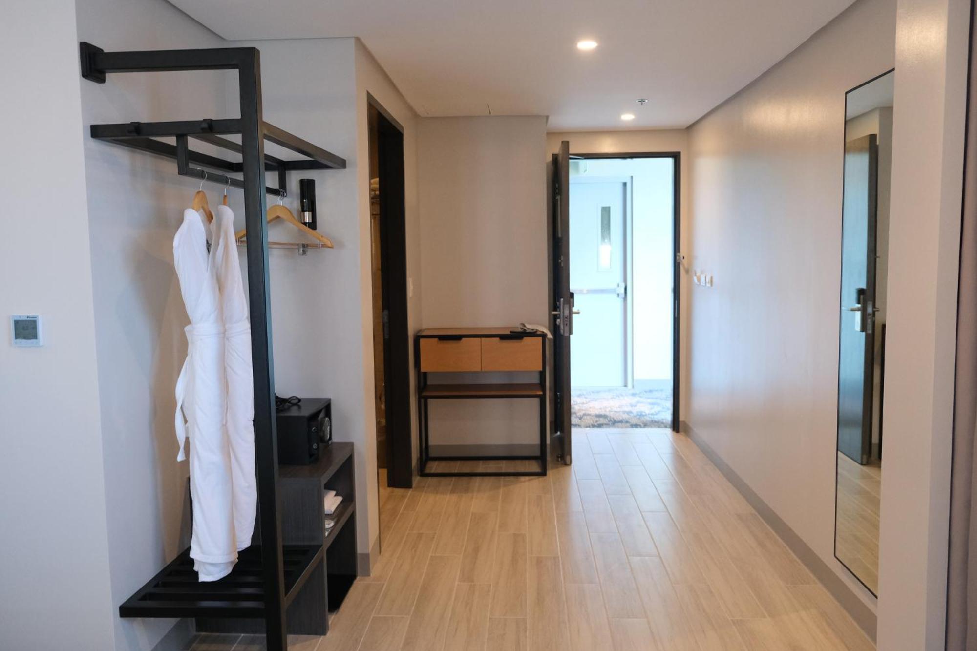 Belmont Hotel Mactan Lapu-Lapu City Eksteriør billede
